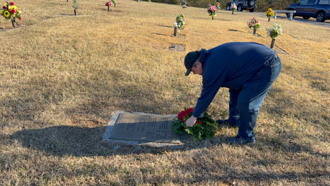 Demorest Honors Johnny Mize During Wreaths Across America Ceremony