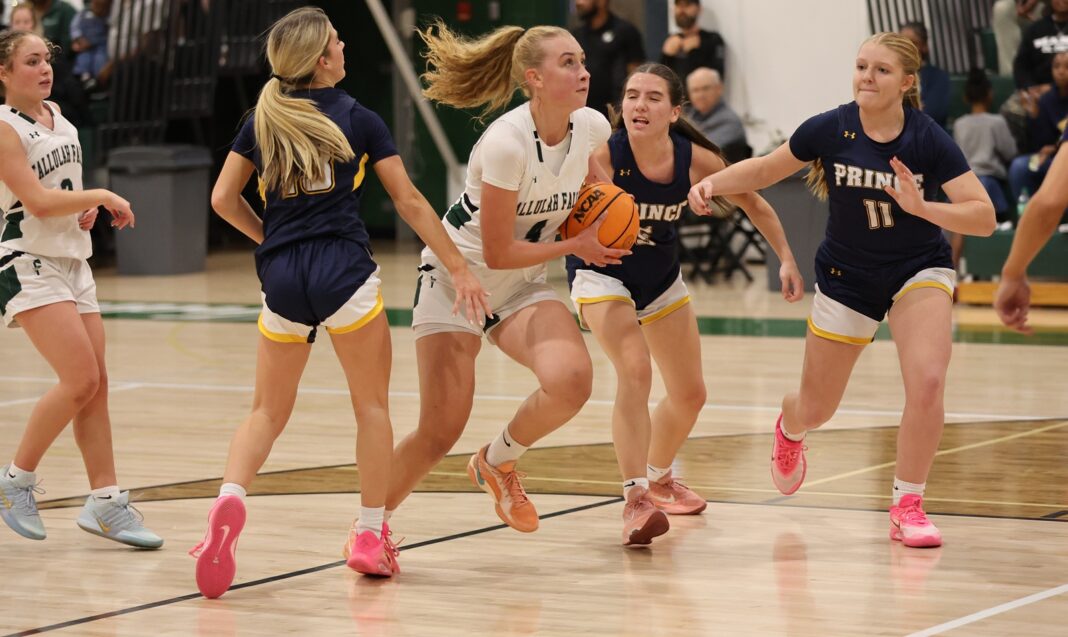 Indians win third straight; Lady Indians nearly toppled #2-ranked Walhalla