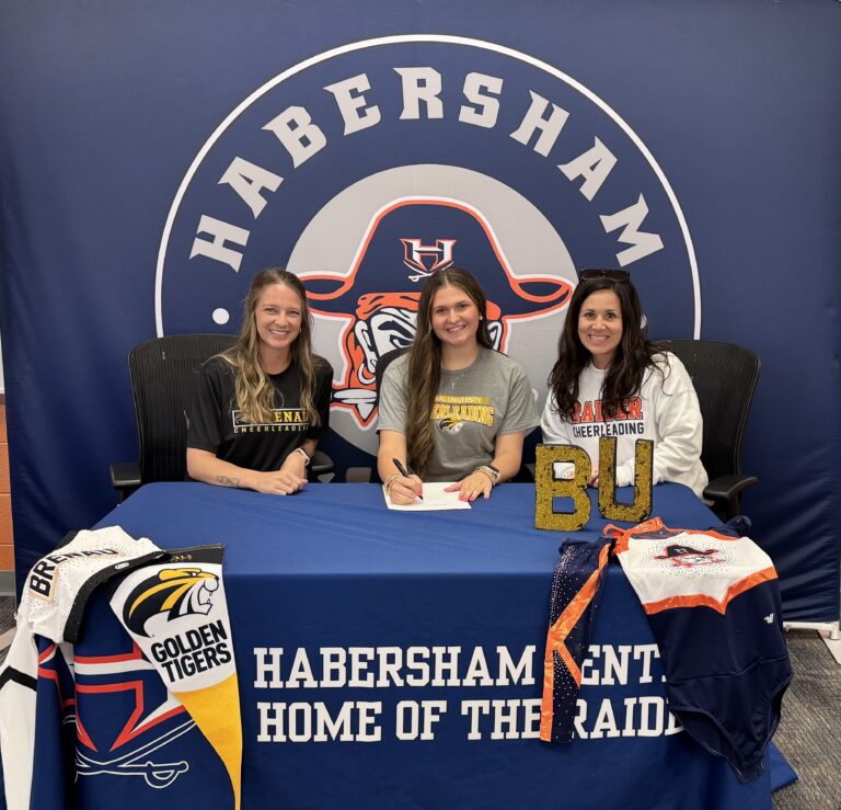 Maichryc Signs With Brenau, Continues Cheer Career at Next Level
