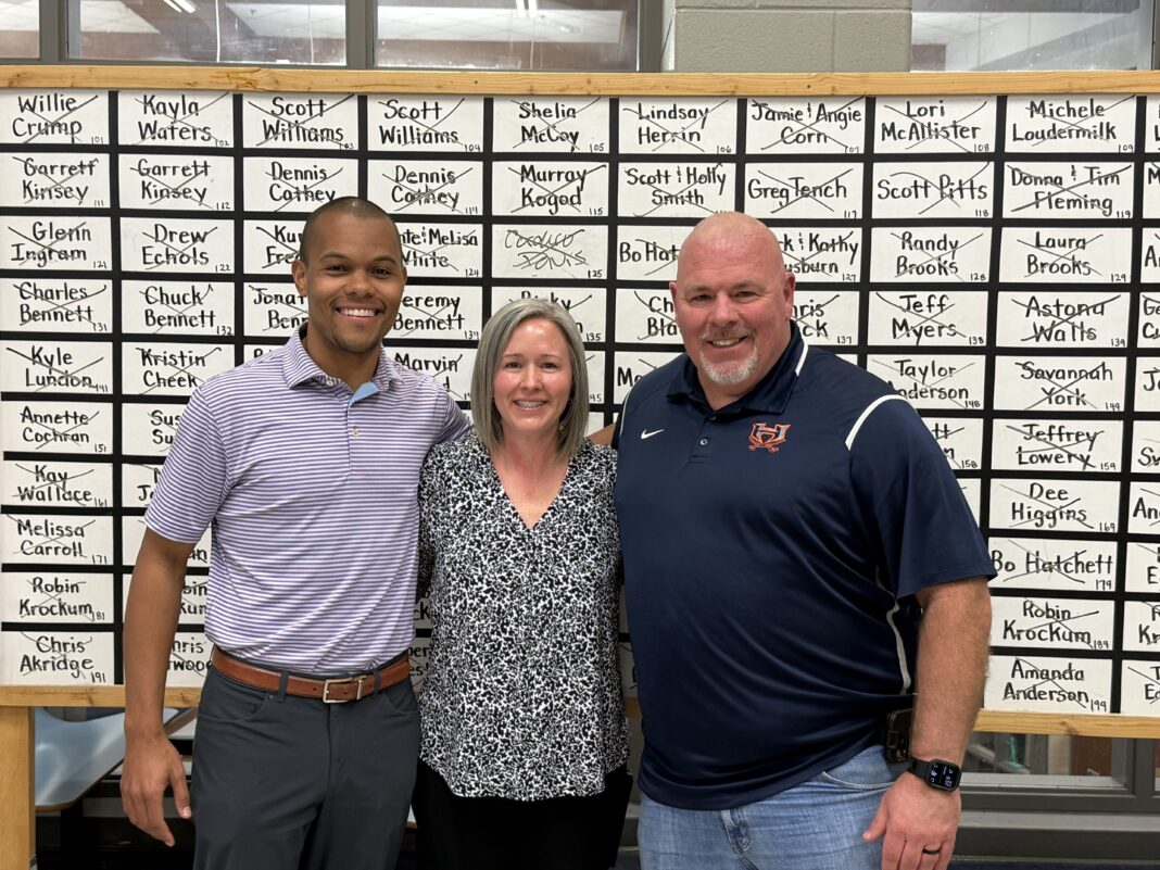 Three Winners Split $10,000 Prize at Habersham Central Athletics Fundraiser Three Winners Split $10,000 Prize at Habersham Central Athletics Fundraiser